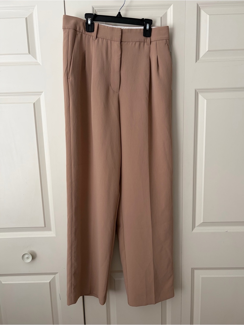 Aritzia The Effortless Pant Crepette Tan